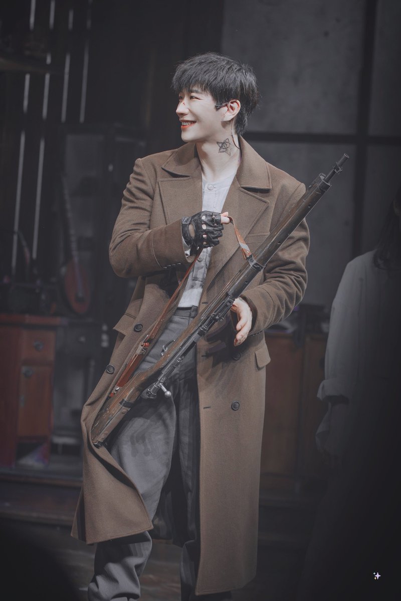 𝐃𝐀𝐙𝐙𝐋𝐈𝐍𝐆 𝐌𝐄𝐌𝐎𝐑𝐘 tweet media