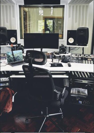 👑Sle051 tweet media