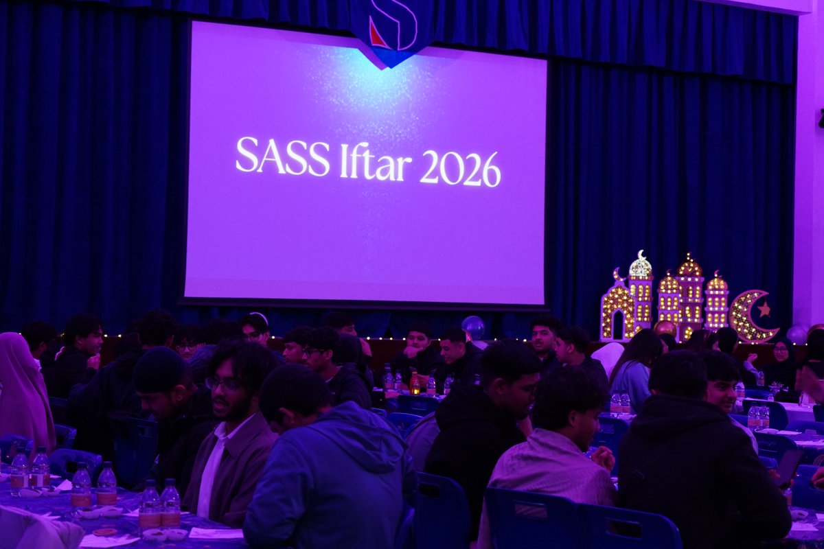 Stepney All Saints School tweet media