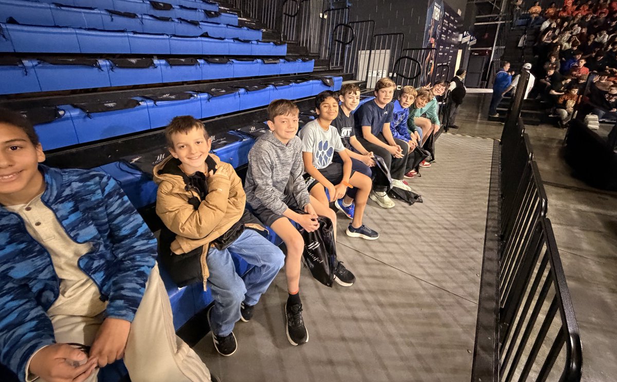 WCDS_Middle's tweet photo. Did you know? The physics behind a perfect basketball shot involves angles, velocity, and force. Our sixth grade students experienced STEM in action at the Greensboro Swarm game! 🏀🔬 #STEMDay #ScienceInSports #WCDSMiddleSchool https://t.co/WIxCLvMKHa