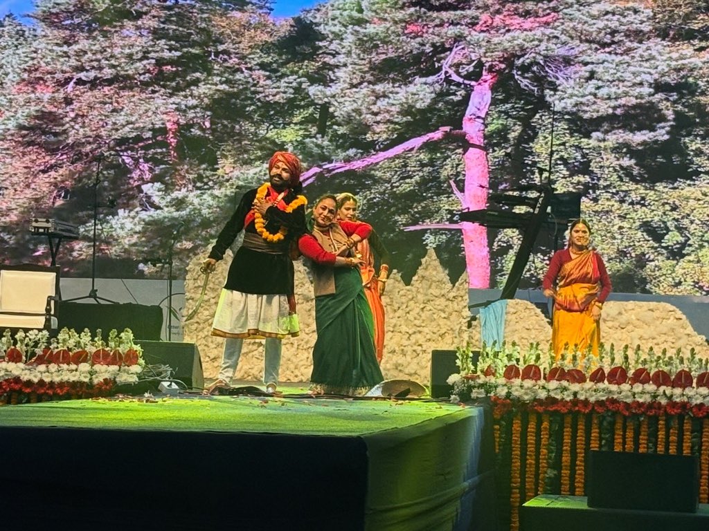 HimalayanO2's tweet photo. Veer Madho Singh Bhandari plays live

Himalayan O2–The Tehri Lake Festival https://t.co/CnY2PdPO1o