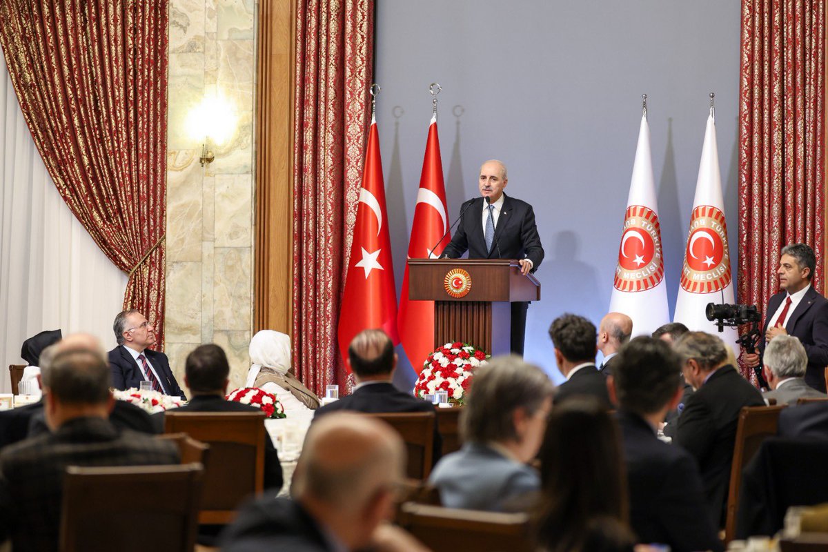 uni_amasya's tweet photo. Amasya Üniversitesi Rektörü Prof. Dr. Ahmet Hakkı Turabi, Türkiye Büyük Millet Meclisi (TBMM) Başkanı Numan Kurtulmuş’un ev sahipliğinde düzenlenen üniversite rektörleri iftar programına katıldı. https://t.co/50XuHbWzrX