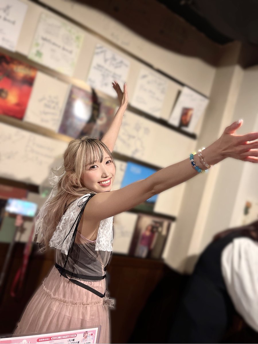 murasakisuda's tweet photo. 【 #UTPIA こぼれ話】

ス「アンコールども！」
涼「トリだしスダさんいるから…アンコール来るかな？って、楽屋でエリーさんと話してたんだけど、特に用意してなくてw」

自分も、せっかくだし一か八かで…。
それでも応えてくれて本当にありがとう‼️

※掲載確認済み https://t.co/N1tC1YFUW8