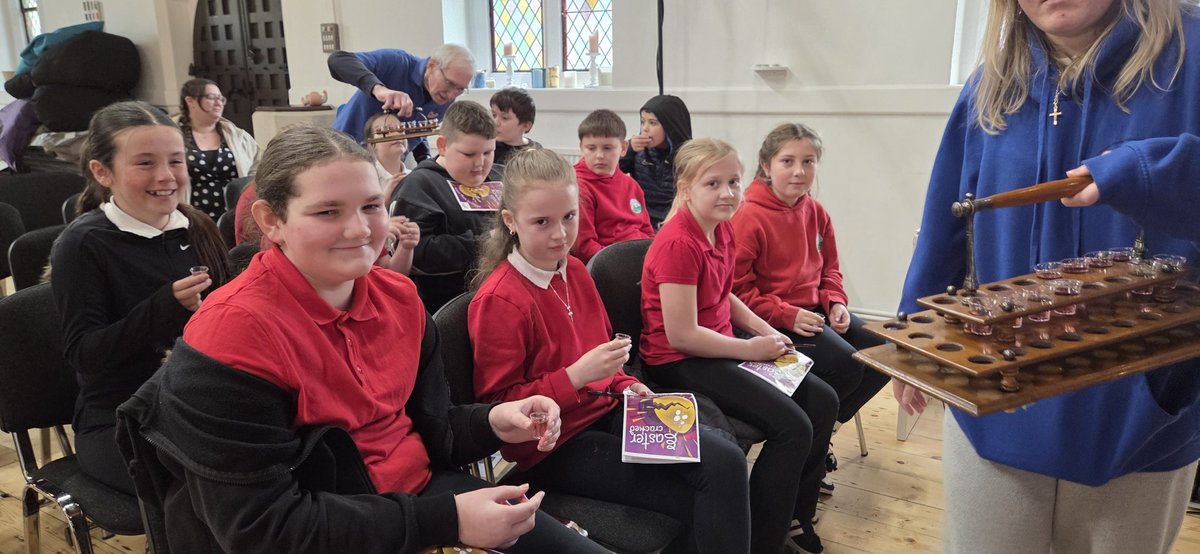 MrLSmalley's tweet photo. Thank you to @Club707Cphilly for hosting another wonderful Easter Cracked event for our year 6 pupils.

They learned all about the key events of the Easter story and what it means for us.

@NantYParcSchool https://t.co/lOPqAVPxc2