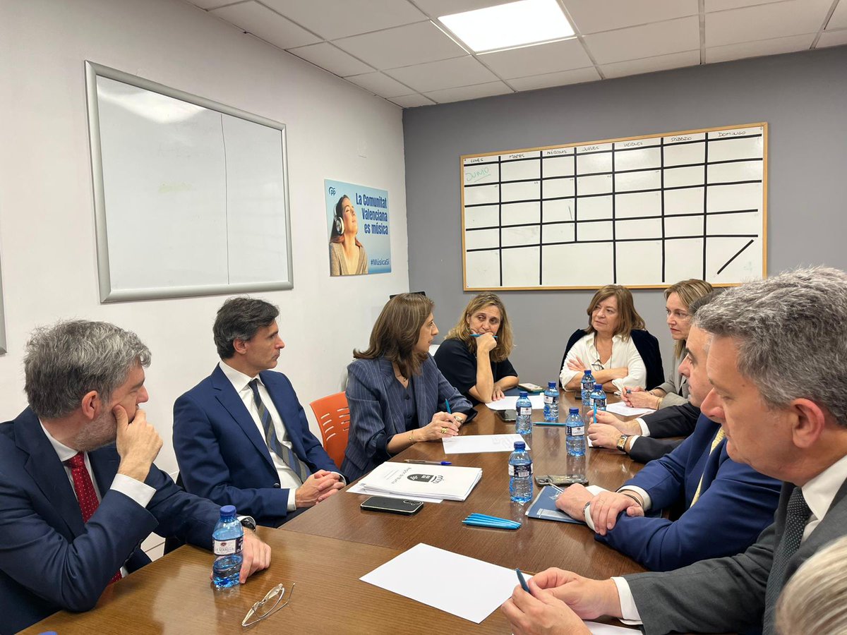 Alberto Nadal tweet media