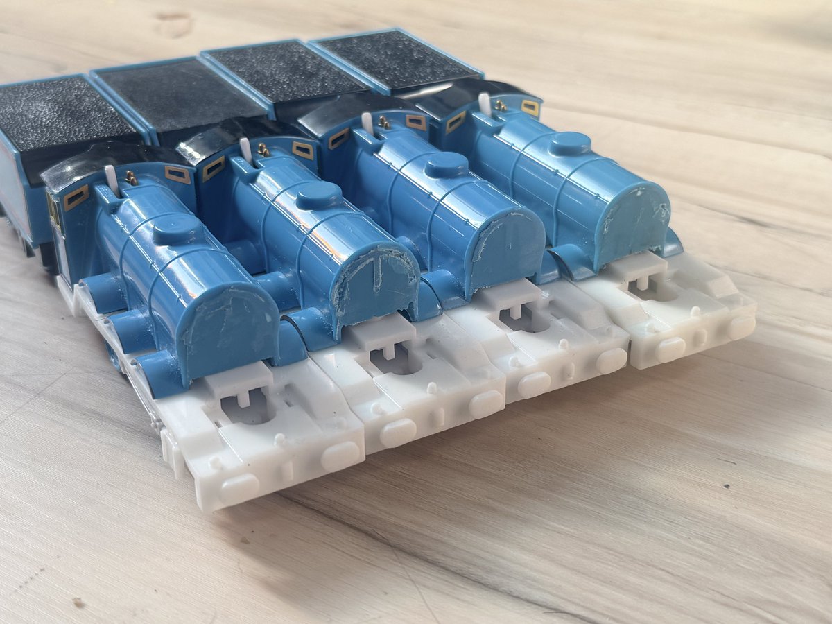 Benny aka Cows tweet media