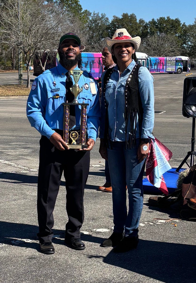 StarMetro tweet media