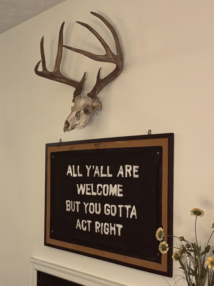 Maria Oswalt tweet media