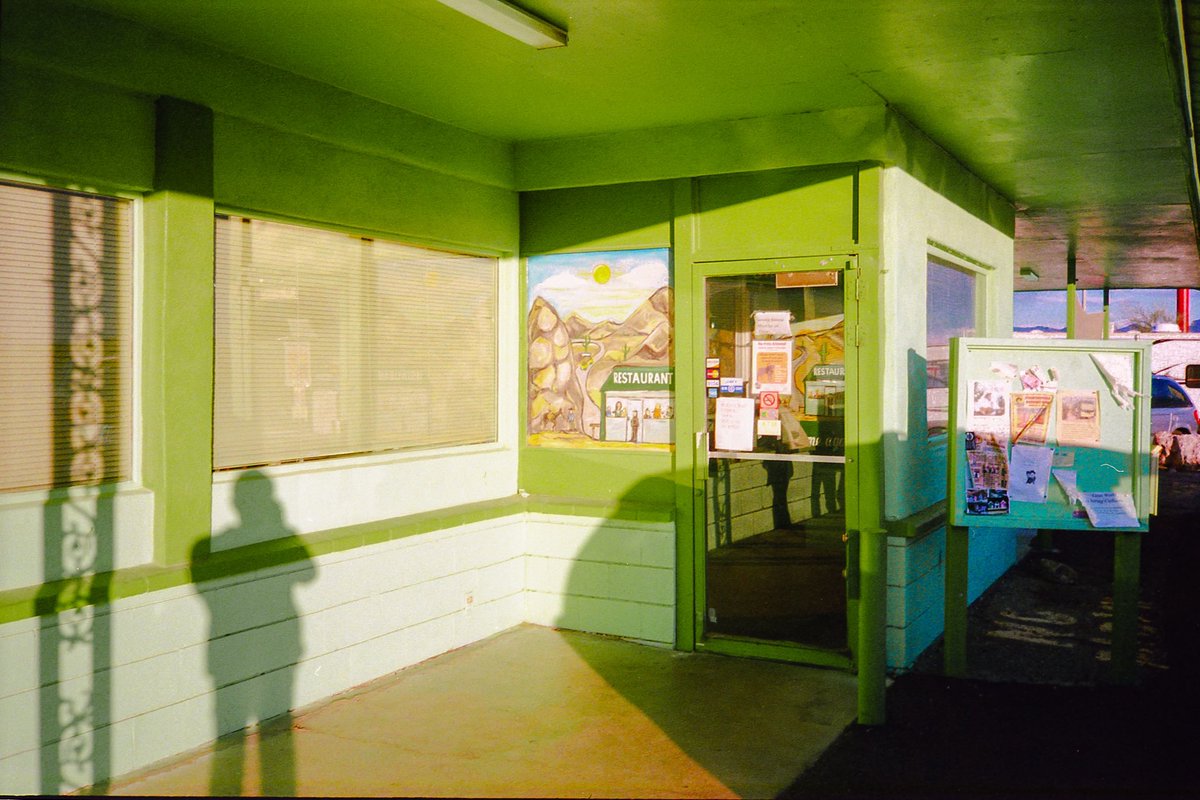 OliverWDahl's tweet photo. Small towns on 35mm film https://t.co/N1QR0WrJwk