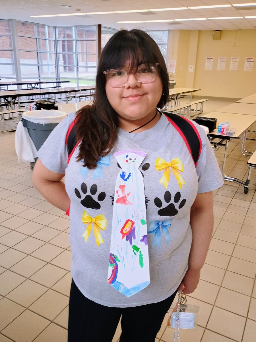 ConroeVisualArt's tweet photo. Travis Intermediate celebrates Big Art Day with Art Ties Us Together. @TXarted https://t.co/2QpH47tzdu