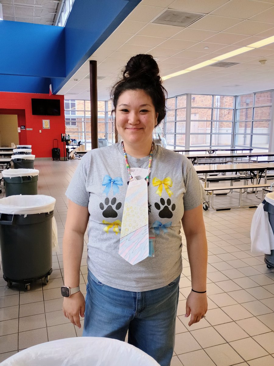 ConroeVisualArt's tweet photo. Travis Intermediate celebrates Big Art Day with Art Ties Us Together. @TXarted https://t.co/2QpH47tzdu