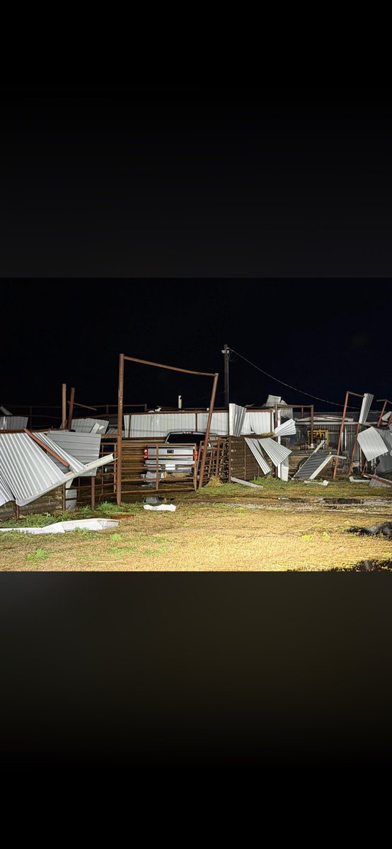 Tornado Kills Mother and Daughter on Oklahoma Highway