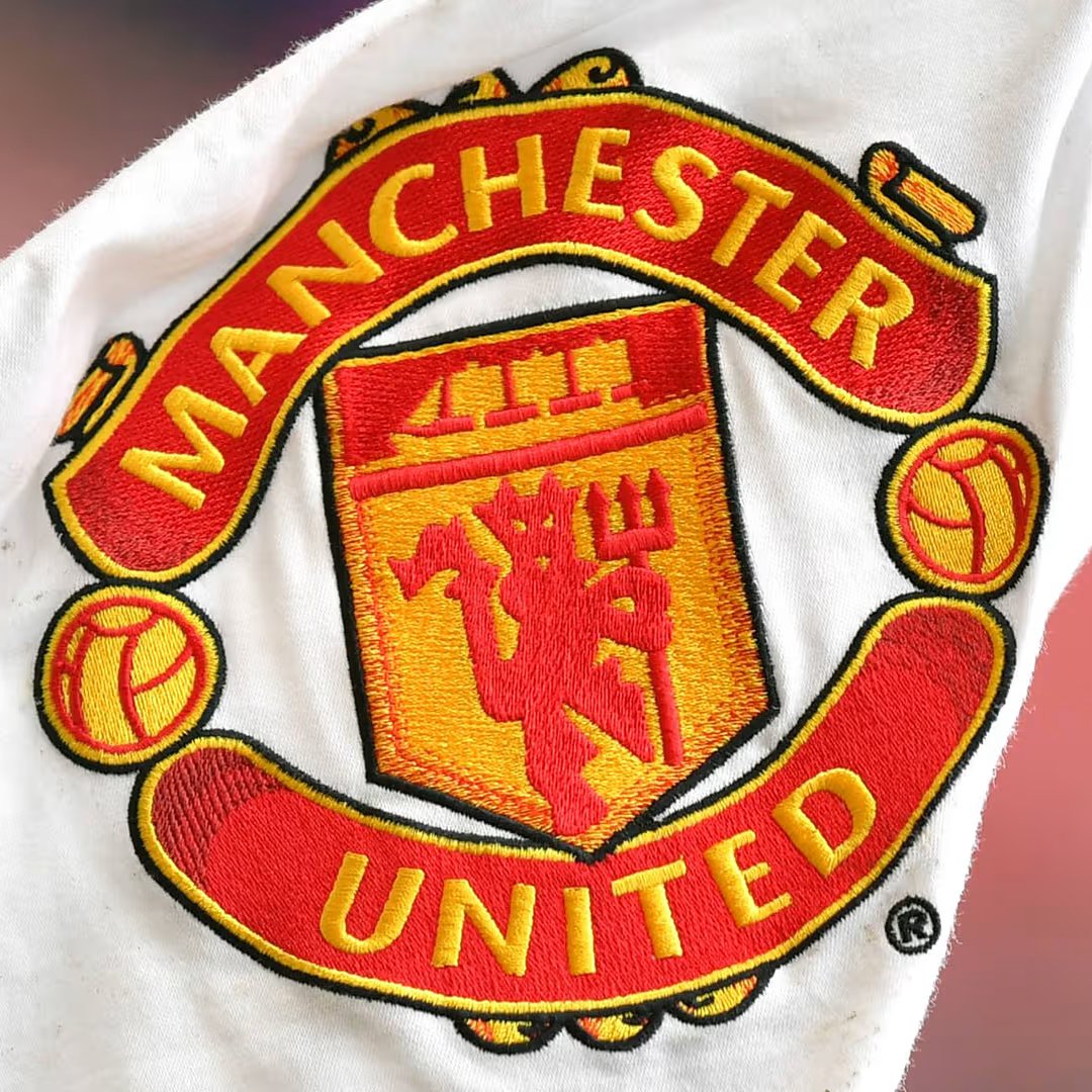 United Update tweet media