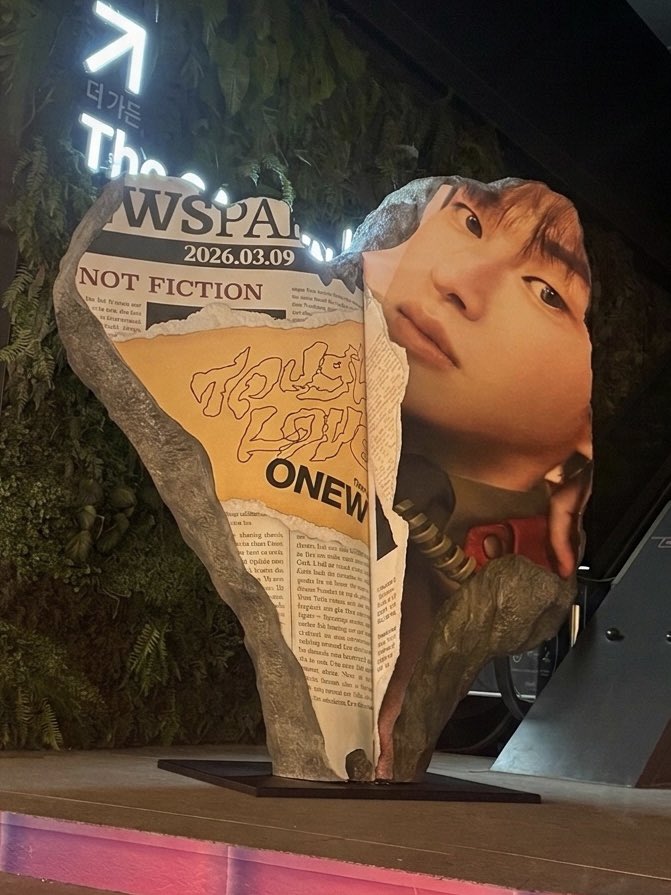 온유 ONEW 5TH EP [TOUGH LOVE] 

좋은 건 더 크게, 더 많이❣️
온 세상이 온유로 가득한 타푸랍 ଘ( ੭ ˊ^ˋ )੭♡ 💖💚

📍 아이파크몰 용산점 3층 더 가든 (용산역 2번출구)

#온유 #ONEW
#ONEW_TOUGH_LOVE #TOUGH_LOVE #터프러브