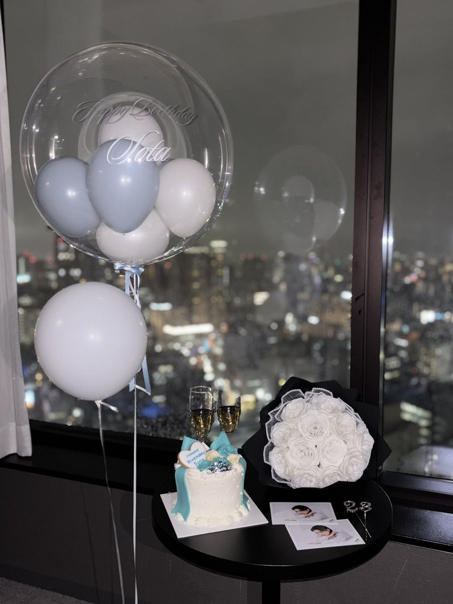 😼🩵 tweet media