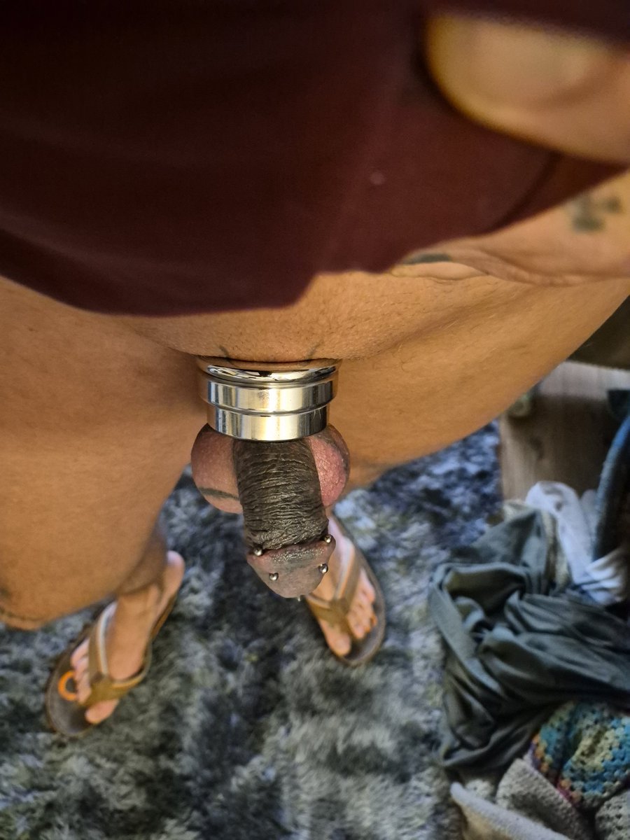New cock rings feel so good..
Had 2 really crush my useless balls 2 get them .lol