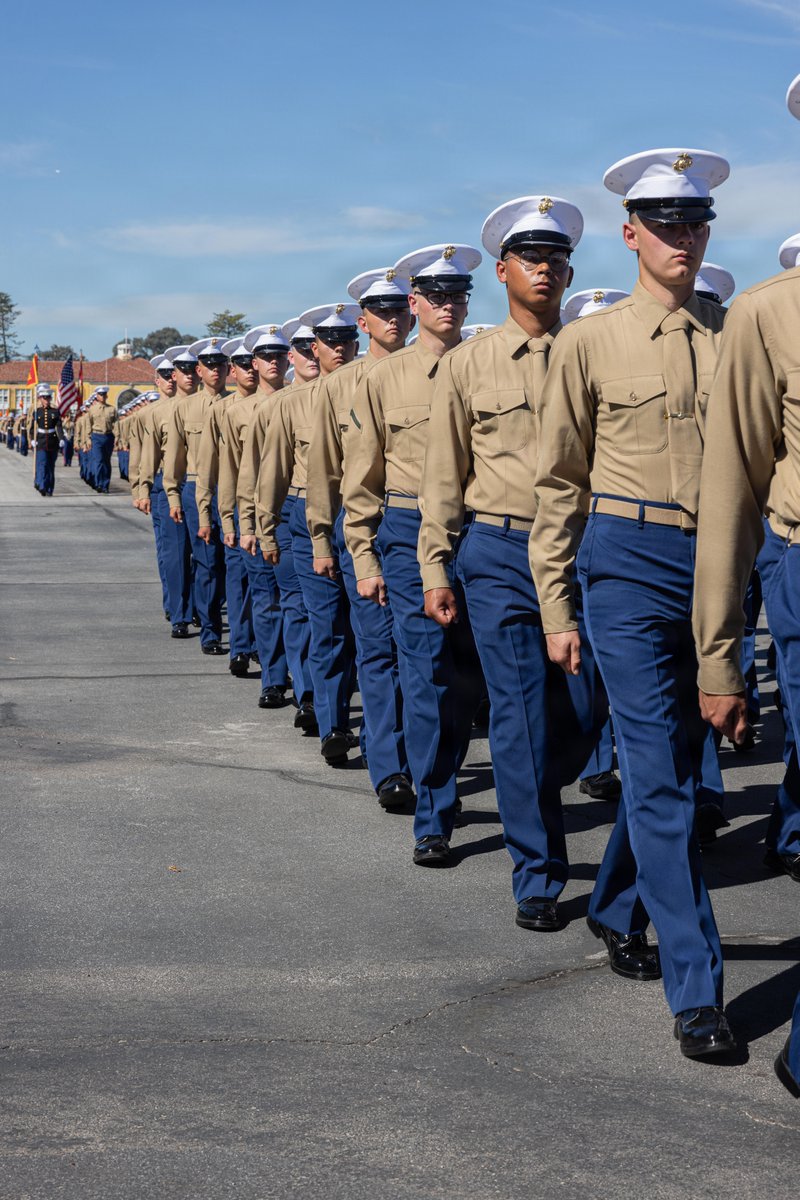 USMC's tweet photo. New #Marines with 2nd Recruit Training Battalion take part in a graduation ceremony at @MCRD_SD, California.

This ceremony marked the end of a 13-week transformation that included training in drill, marksmanship, basic combat skills, and Marine Corps customs and traditions. 

#RecruitTraining #MCRDSD #AlwaysFaithful