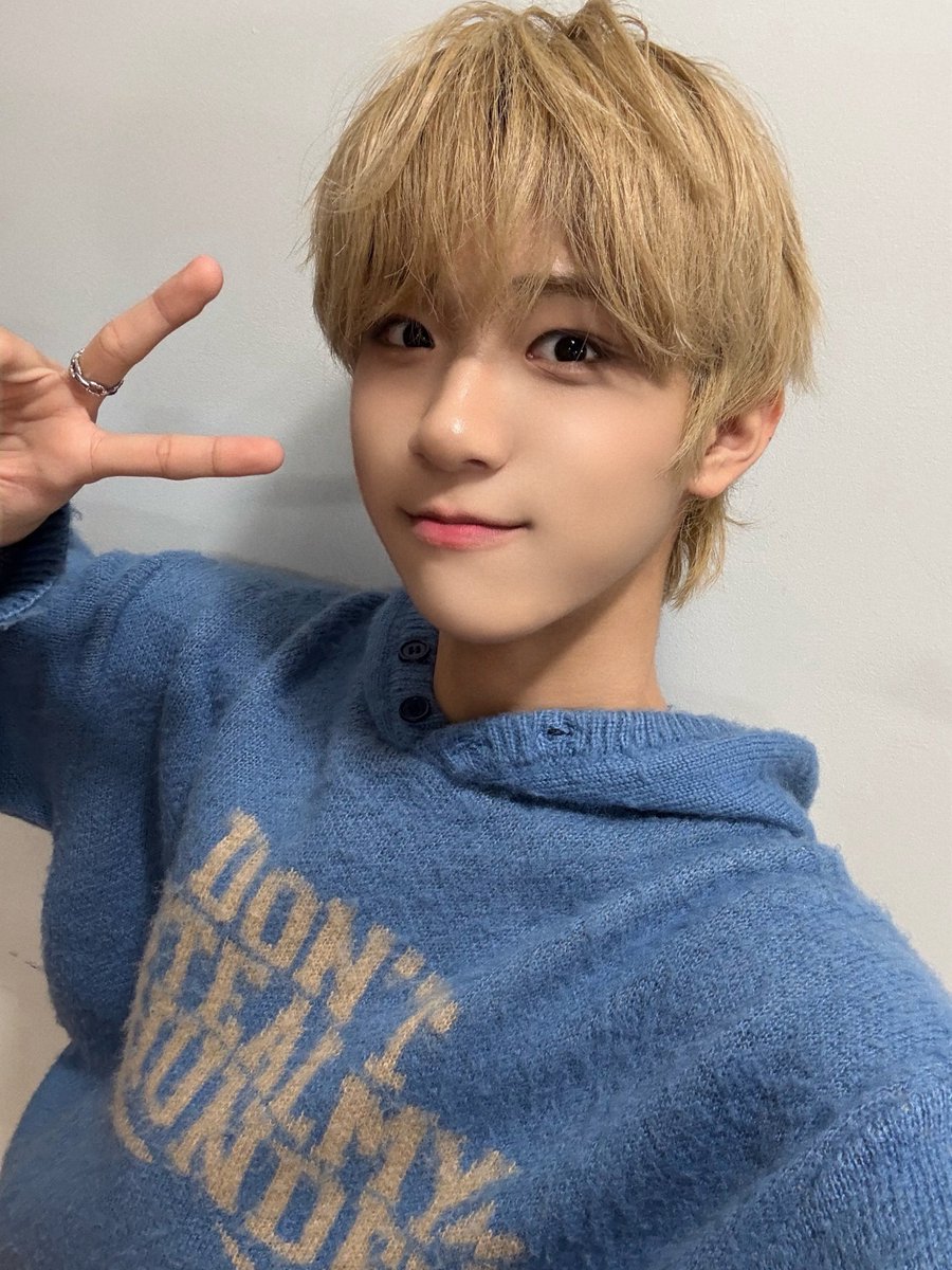 DAISUKEVOL's tweet photo. 260307 위버스 포스트

포하랑 많이 만날 수 있어서 너무 기뻐요!!

#다이스케 #DAISUKE #아홉 #AHOF https://t.co/cw7kMoz0RL