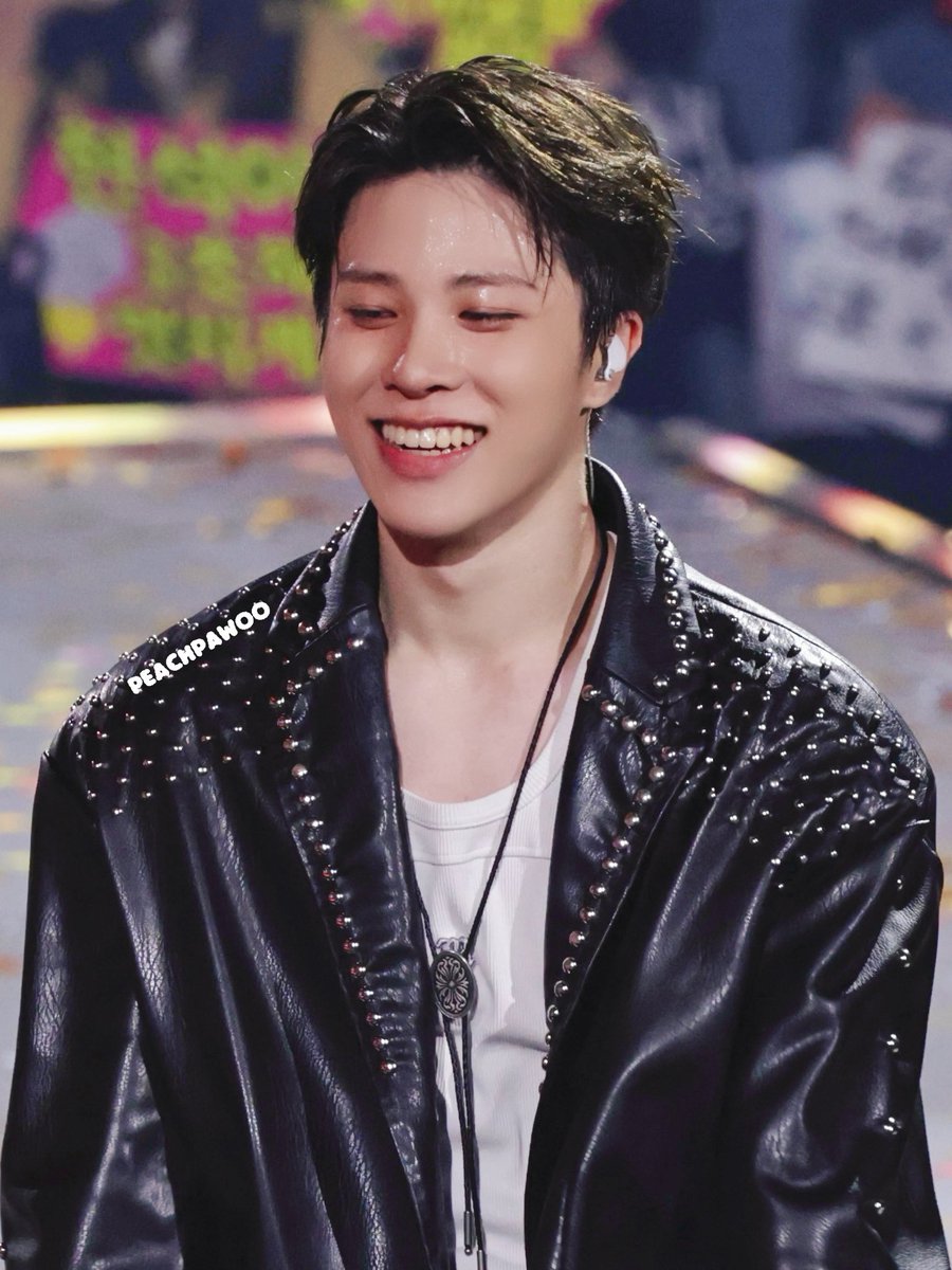 PeachPawoo tweet media