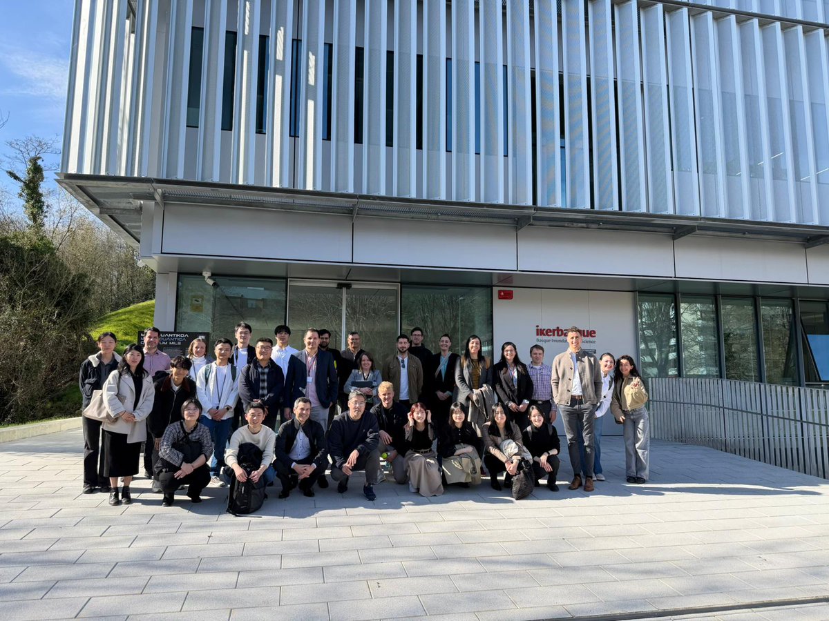 CalderonLab tweet media