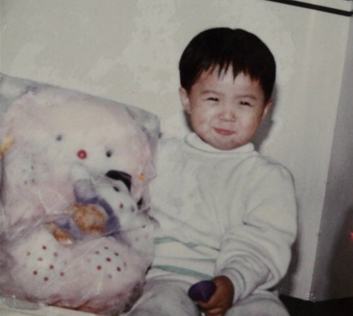 UND Communication tweet media