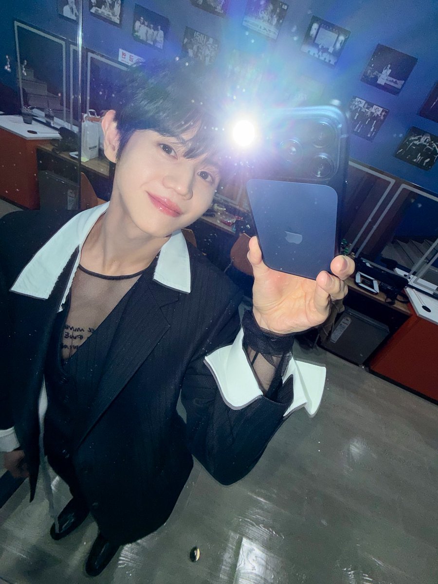 하이라이트(HIGHLIGHT) tweet media