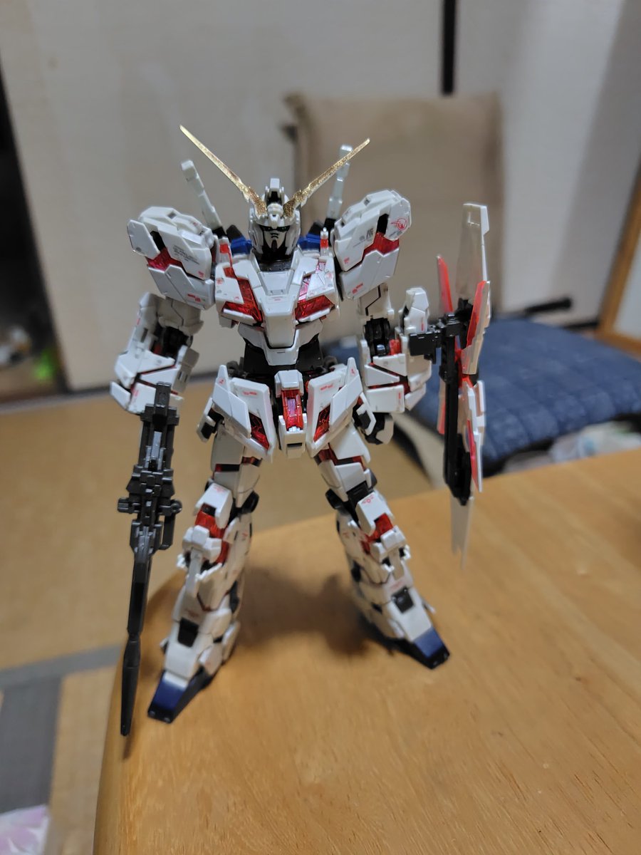 久しぶりにユニコーンガンダムのＤＶＤ見た。相変わらず面白い。おっさんがシブいよね。何年かぶりにRGのユニコーン引っ張り出してきたよ
#ガンプラ
#ガンダムユニコーン
#ユニコーンガンダム