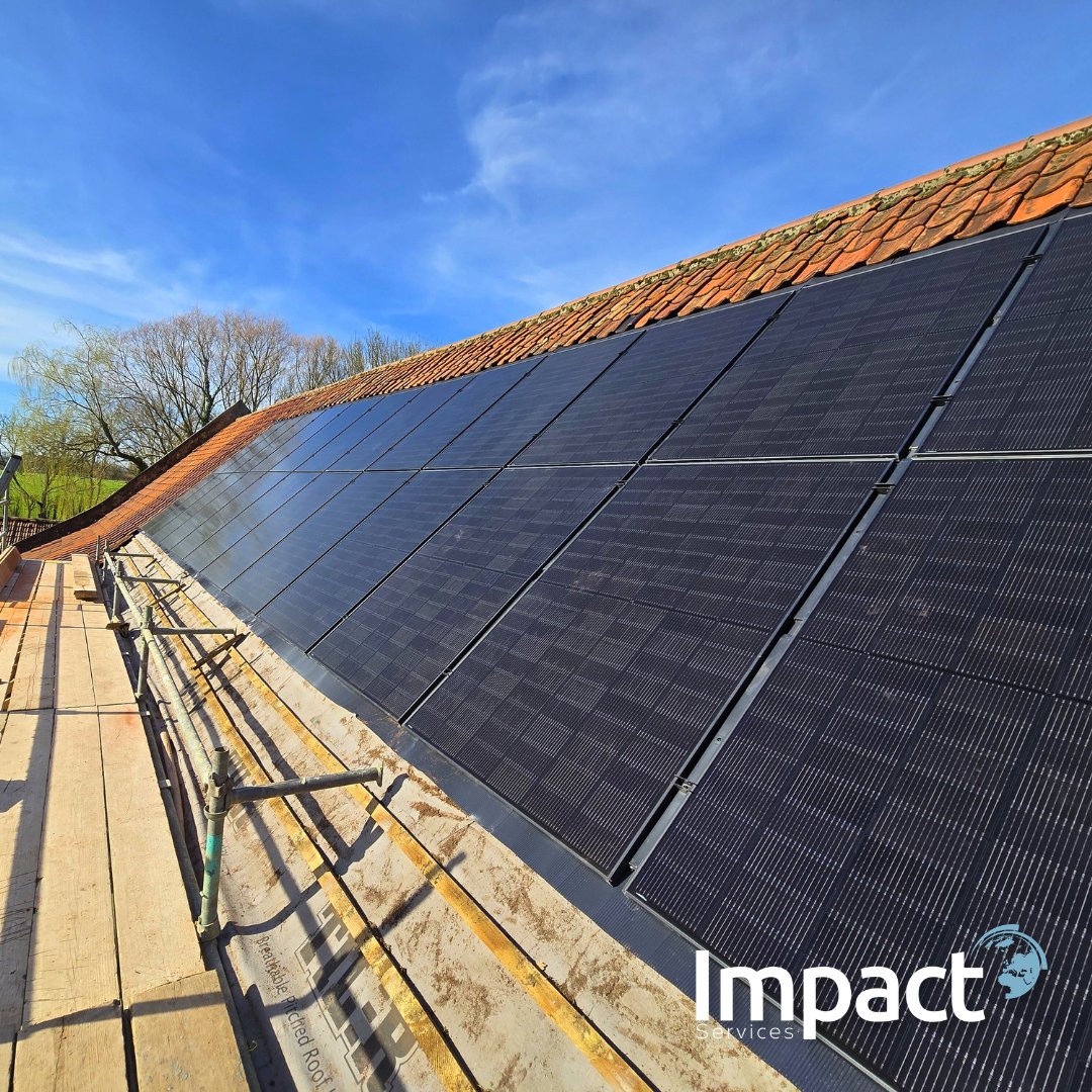 _impactservices's tweet photo. The sun is out and the solar generation is climbing! ☀️

A busy week for the team installing solar arrays alongside @Fox_ESS and @GivEnergy battery systems across the region. Perfect timing for our customers to start maximising their savings. 🔋🛠️ https://t.co/WJTW6P0b4d