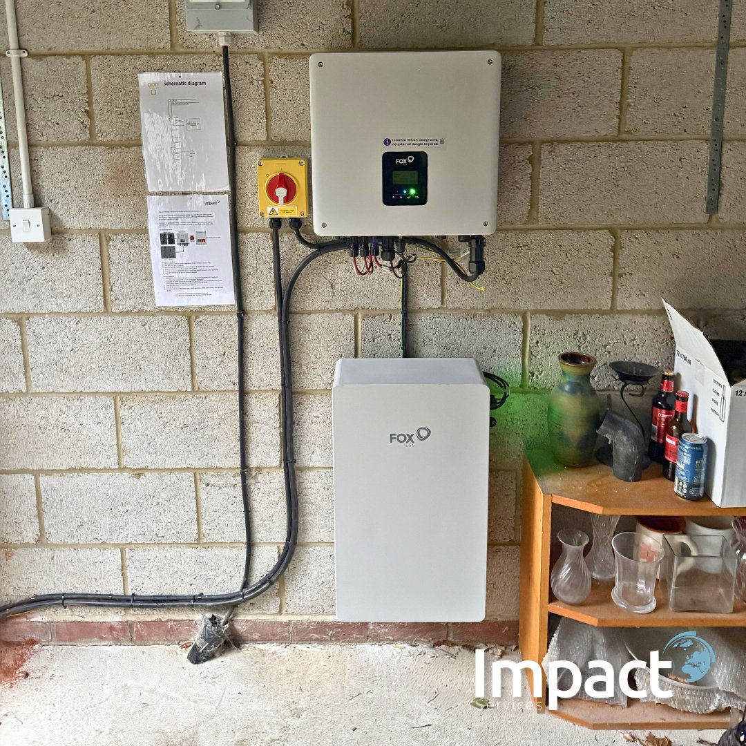 _impactservices's tweet photo. The sun is out and the solar generation is climbing! ☀️

A busy week for the team installing solar arrays alongside @Fox_ESS and @GivEnergy battery systems across the region. Perfect timing for our customers to start maximising their savings. 🔋🛠️ https://t.co/WJTW6P0b4d