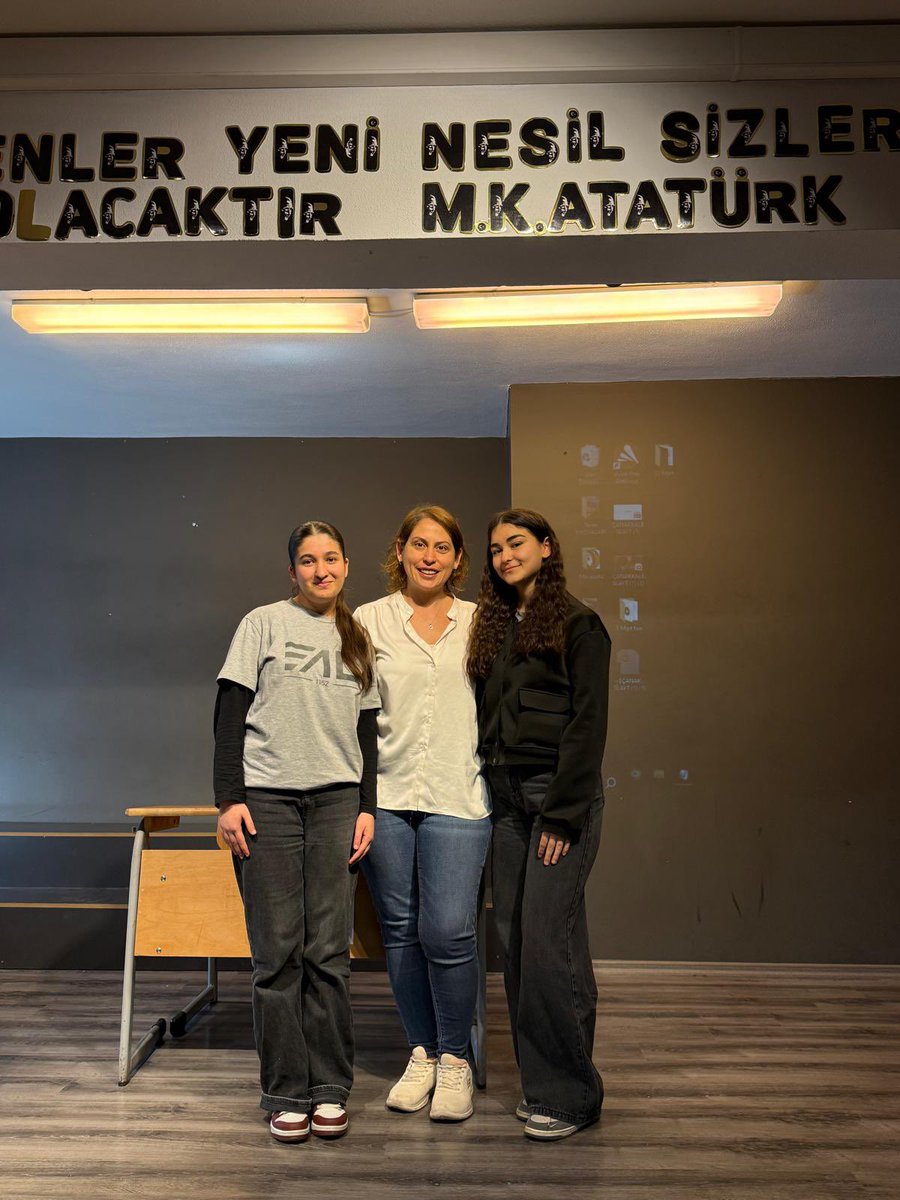 eacmtal's tweet photo. Okulumuzda düzenlenen bilgi yarışmasında Yiyecek İçecek Hizmetleri alanı öğrencilerimiz 1. olmuşlardır. Yarışmada emeği geçen öğretmen ve öğrencilerimize teşekkür ederiz. https://t.co/GXpV6WokXo