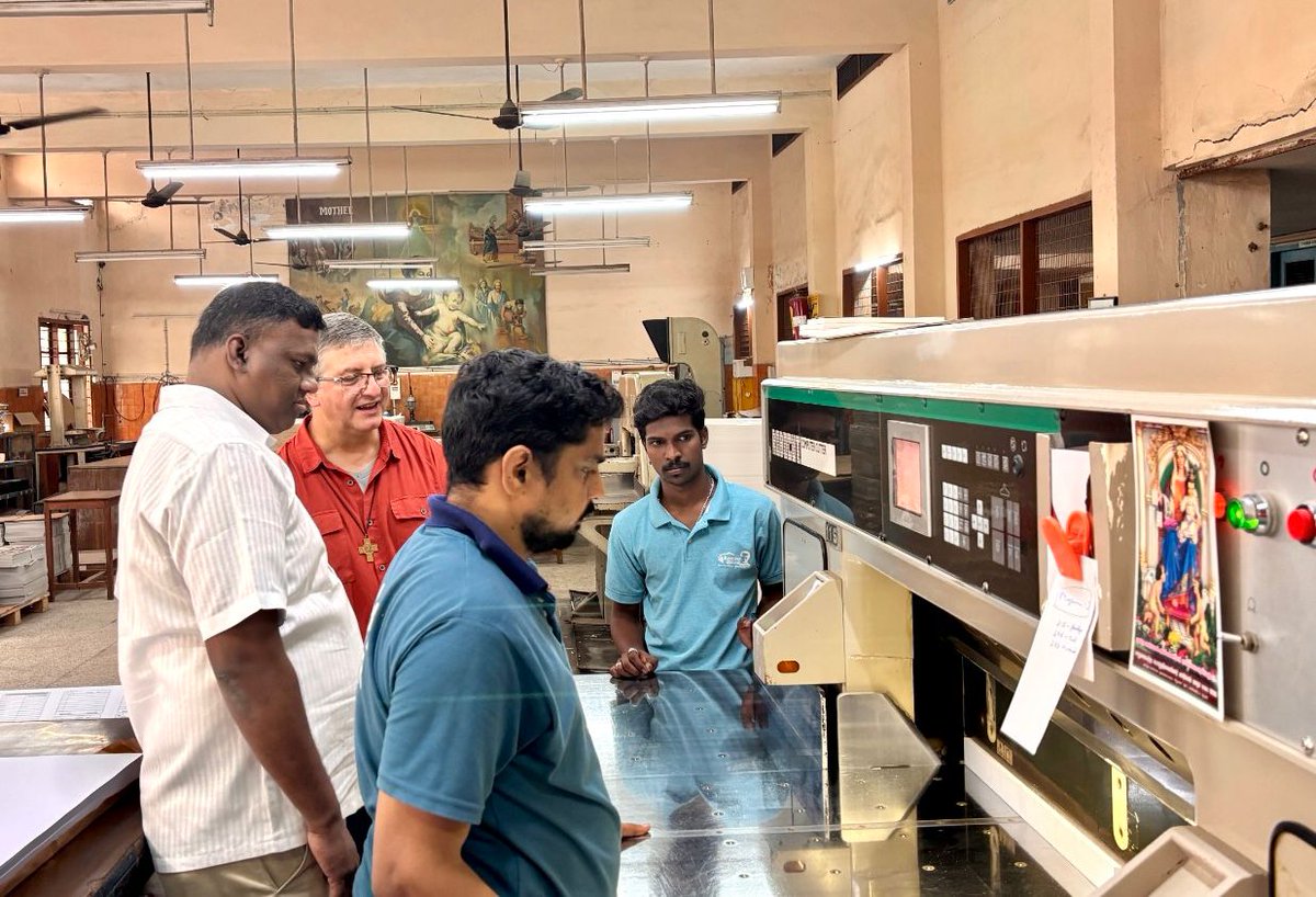 infoANS_EN's tweet image. India – Don Bosco’s Spirit in the #DigitalAge: Fr. Ricardo Campoli’s Visit to the Province of #Chennai (INM), India

infoans.org/en/sections/ne…