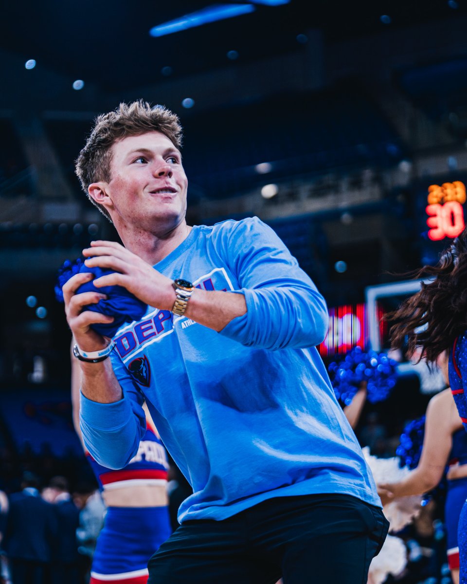 DePaulAthletics's tweet photo. SAAC brought the energy for Wednesday's t-shirt toss 🔥 https://t.co/jYBAHYXSfe