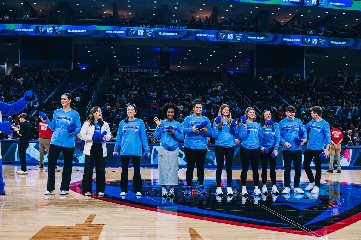 DePaulAthletics's tweet photo. SAAC brought the energy for Wednesday's t-shirt toss 🔥 https://t.co/jYBAHYXSfe
