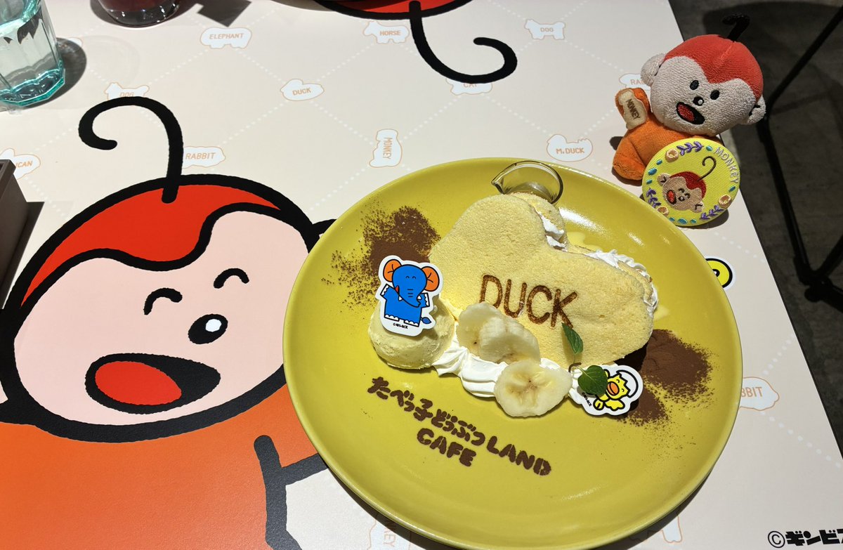 color_go8's tweet photo. ※席に届いてすぐ撮ってます!!
3/6 11時
この時点で気づけば良かったけど,,,
今日初めて仙台から行ったので気づけず💦
無いんですよ??
無かったんですよ,,,
そう!ひよこさんとぞうさんの後ろに無いとおかしいものが,,,
後から気づき,,,悲しい😭💦
#たべっ子どうぶつLANDCAFE
#BOXcafe
#GEMS渋谷店 https://t.co/HbH3ZoBCkR