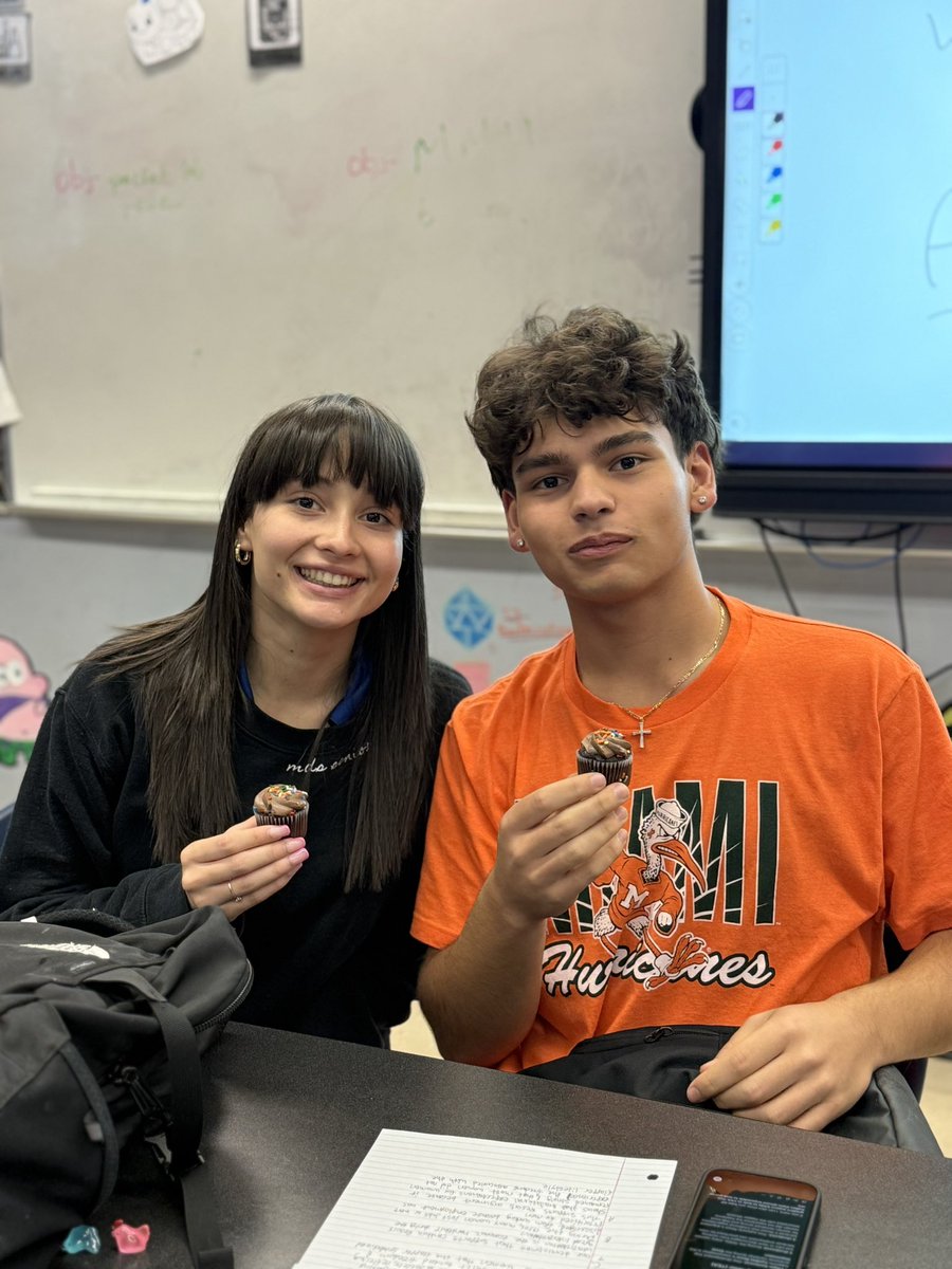 Priscilla Samayoa tweet media