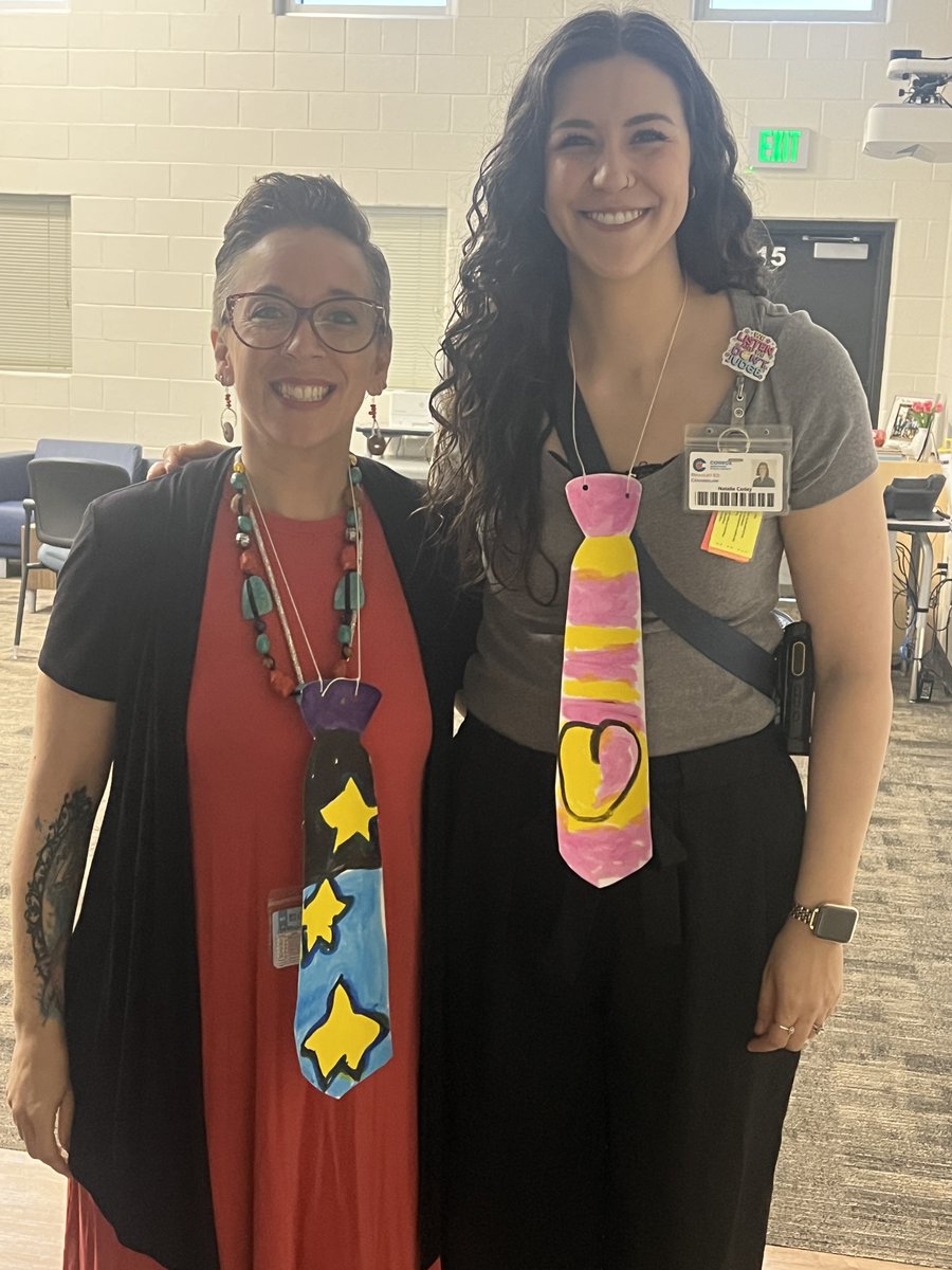 ConroeVisualArt's tweet photo. Bradley Elementary celebrates Big Art Day with Art Ties Us Together. @TXarted https://t.co/Vv4kuZaSt8