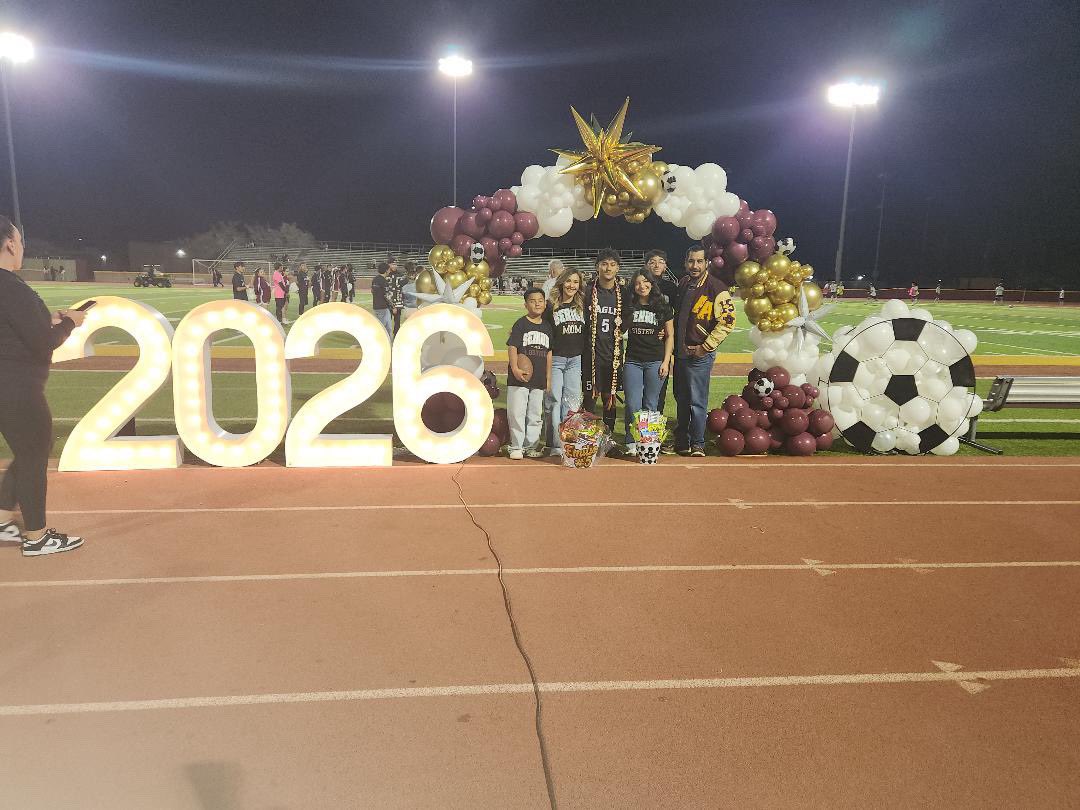 Andress_Soccer's tweet image. What a memorable night. We celebrated 8 seniors in style. This team showed up and showed out big time.  3-0 win over Chapin in front of a great crowd. Congrats boys. 

Sebastian ⚽️ ⚽️ 
Diego ⚽️ 
Gustavo 🎯 
Randu 🎯 

Secure playoffs ✅ 
Season sweep ✅ 

#ontothenextone