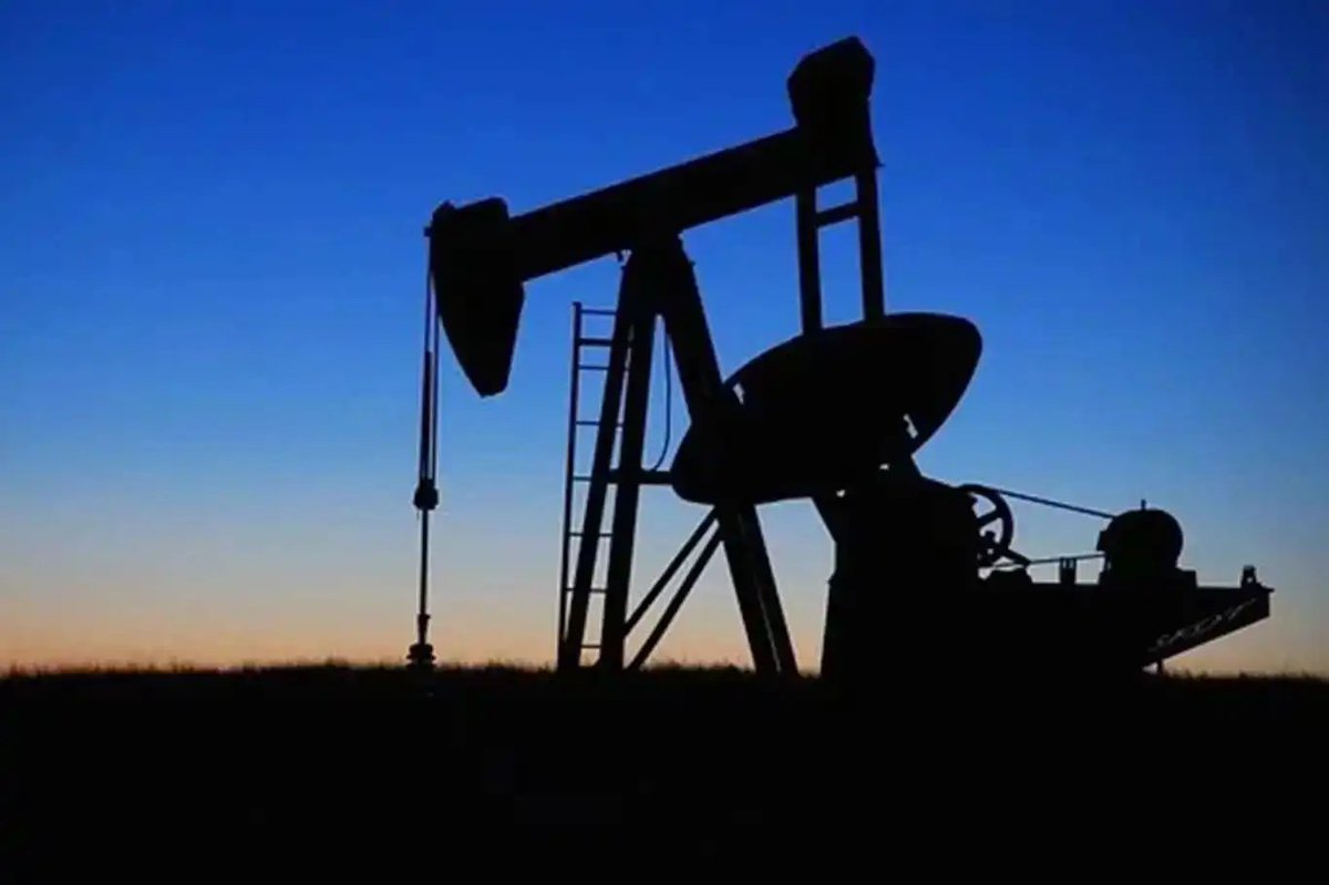 IlkhaAgency's tweet image. Oil surges past $87 as Strait of Hormuz tensions rattle global markets #OilPrices #HormuzStrait #BiST1O0 
ilkha.com/english/econom…