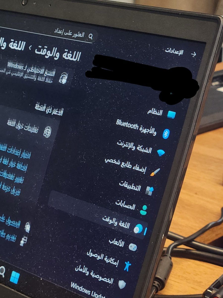 parceiro moscou com o note desbloqueado e botei tudo em árabe