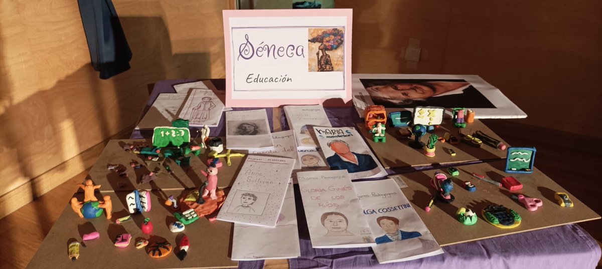ies_seneca's tweet photo. Hoy, el alumnado de 1°C y 1°D del IES Séneca ha participado en el acto por la igualdad del 8M realizado en el Centro Cívico de Poniente. Nuestro trabajo ha versado sobre las mujeres pedagogas y se han realizado esculturas en plastilina de diversos útiles de clase. https://t.co/6HAJpUS8zf