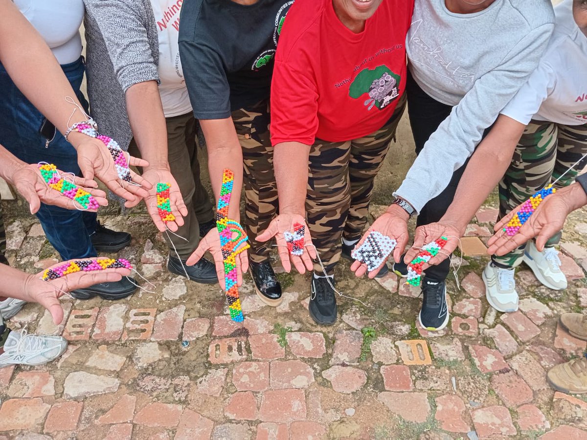 Mining Affected Communities United in Action tweet media