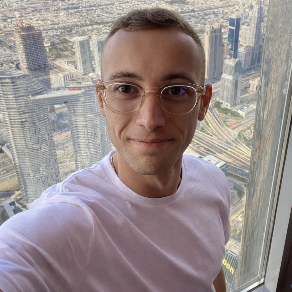 Manu Sisti tweet media