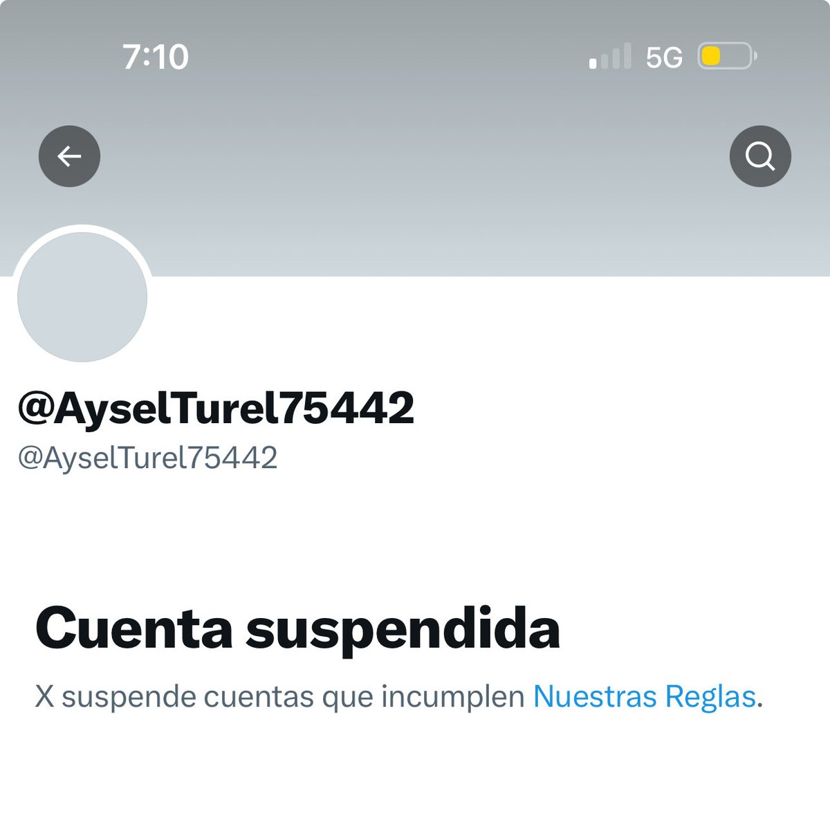 Reynald93516238's tweet photo. Hay que reportar a todas las cuentas que te contacten solo para ofrecerte el culo. Si estoy en 🇺🇸 y ella en Turquía, no la tengo tan larga.
#Afecta en algo que uno bloquee ?? https://t.co/yy95S6npwY