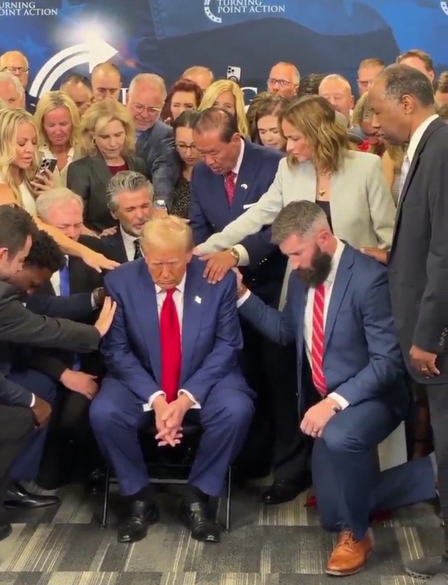 FlipperMemcoins's tweet image. Find 10 differences