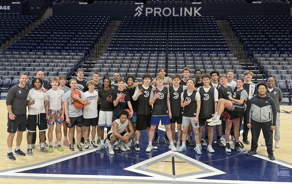 East Basketball tweet media