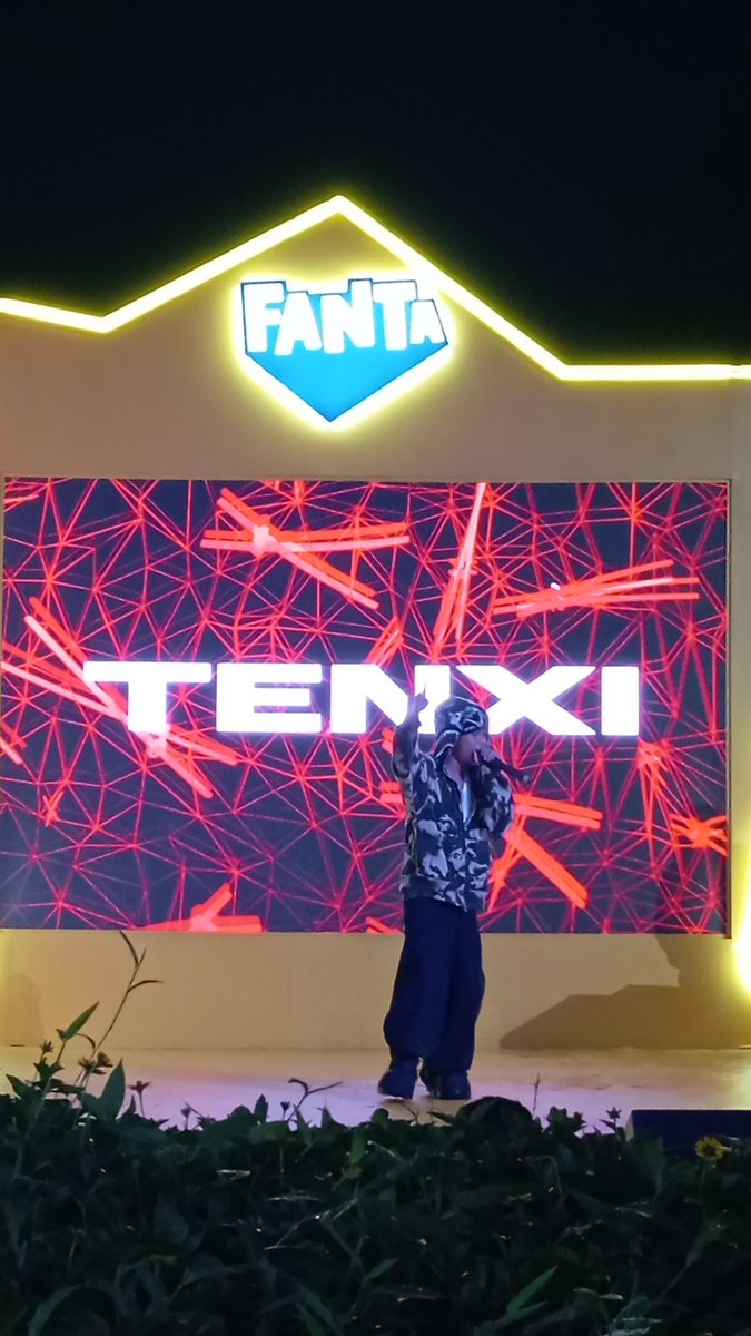 jasmine chalysta tweet media