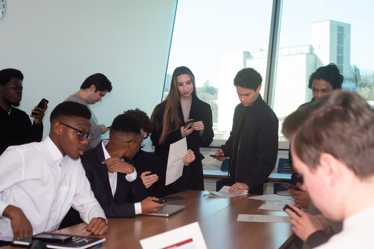 EU Business School tweet media