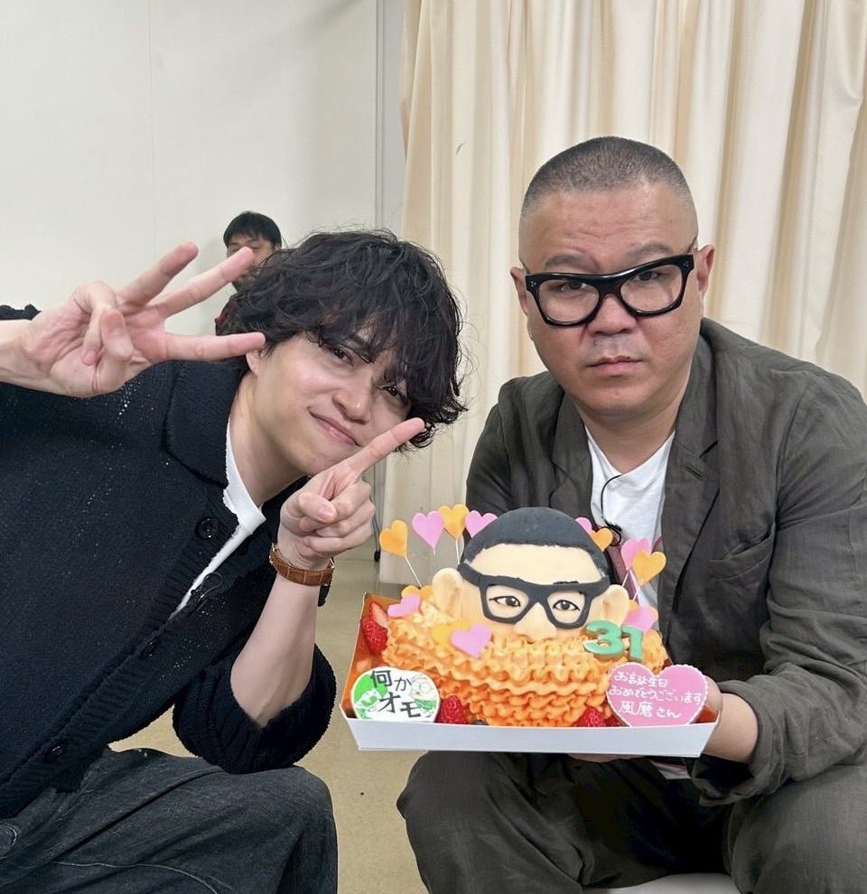 【公式】何か“オモシロいコト”ないの? tweet media