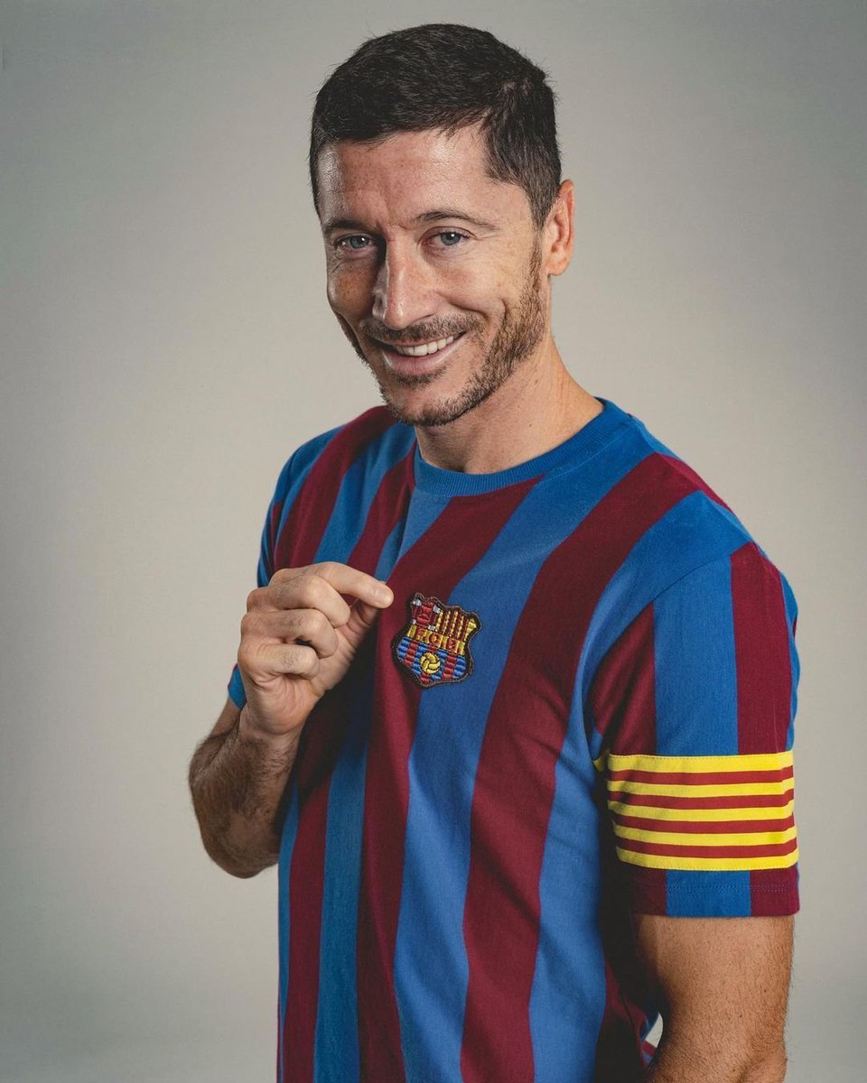 𝑳𝒂𝒍𝒐&𝑪𝒉𝒂𝒓𝒍𝒚🎙️ tweet media