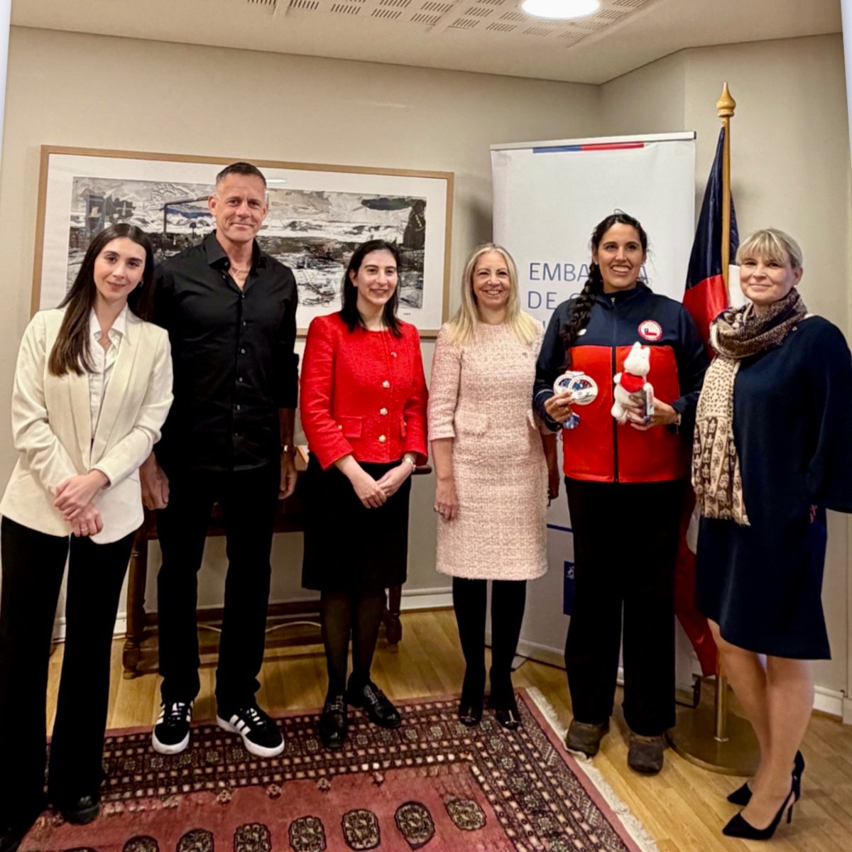 echilefinlandia's tweet image. Thrilled to host outstanding sportspeople united by the love of sea: ice water swimmer from #Chile Barbara Hernandez who won medals in the World Championship in #Oulu and Finnish rower and explorer Jari Sario from #Finland 🇫🇮 who rowed solo in Cape Horn 🇨🇱